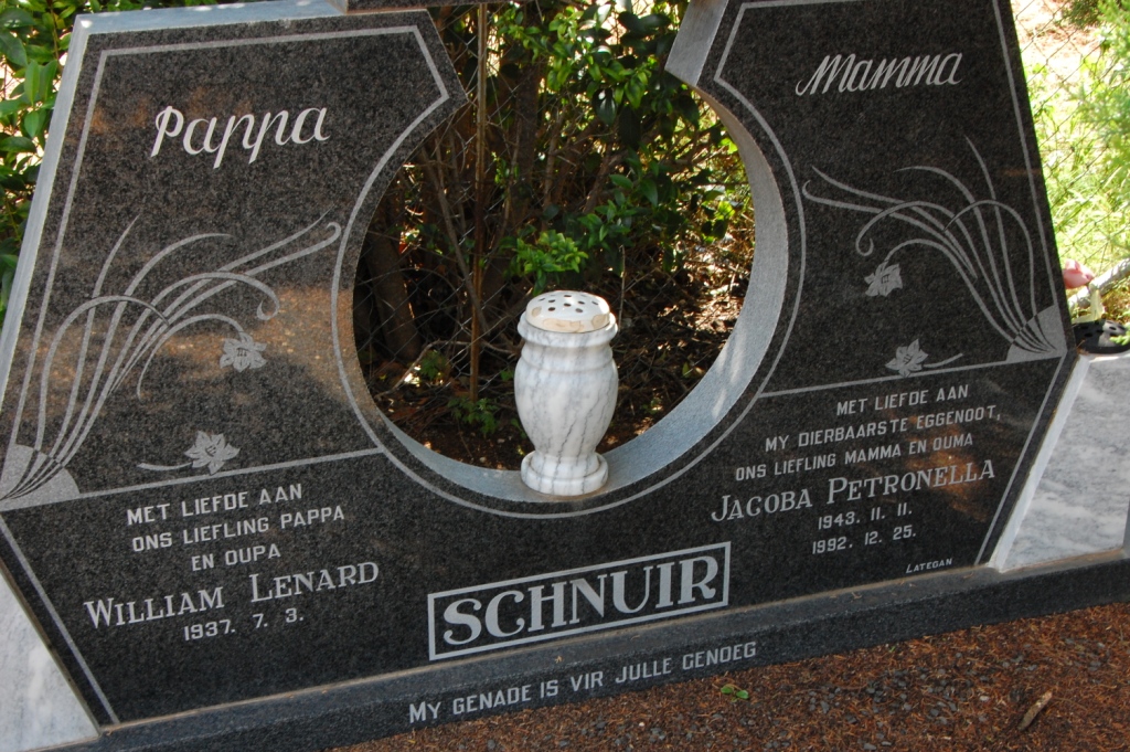 SCHNUIR William Lenard 1937-  &amp; Jacoba Petronella 1943-1992