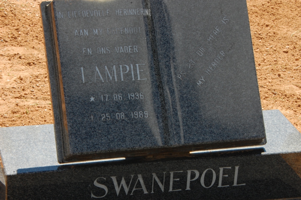 SWANEPOEL Lampie 1936-1989