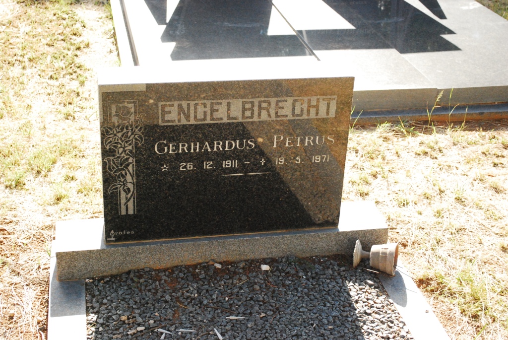 ENGELBRECHT Gerhardus Petrus 1911-1971