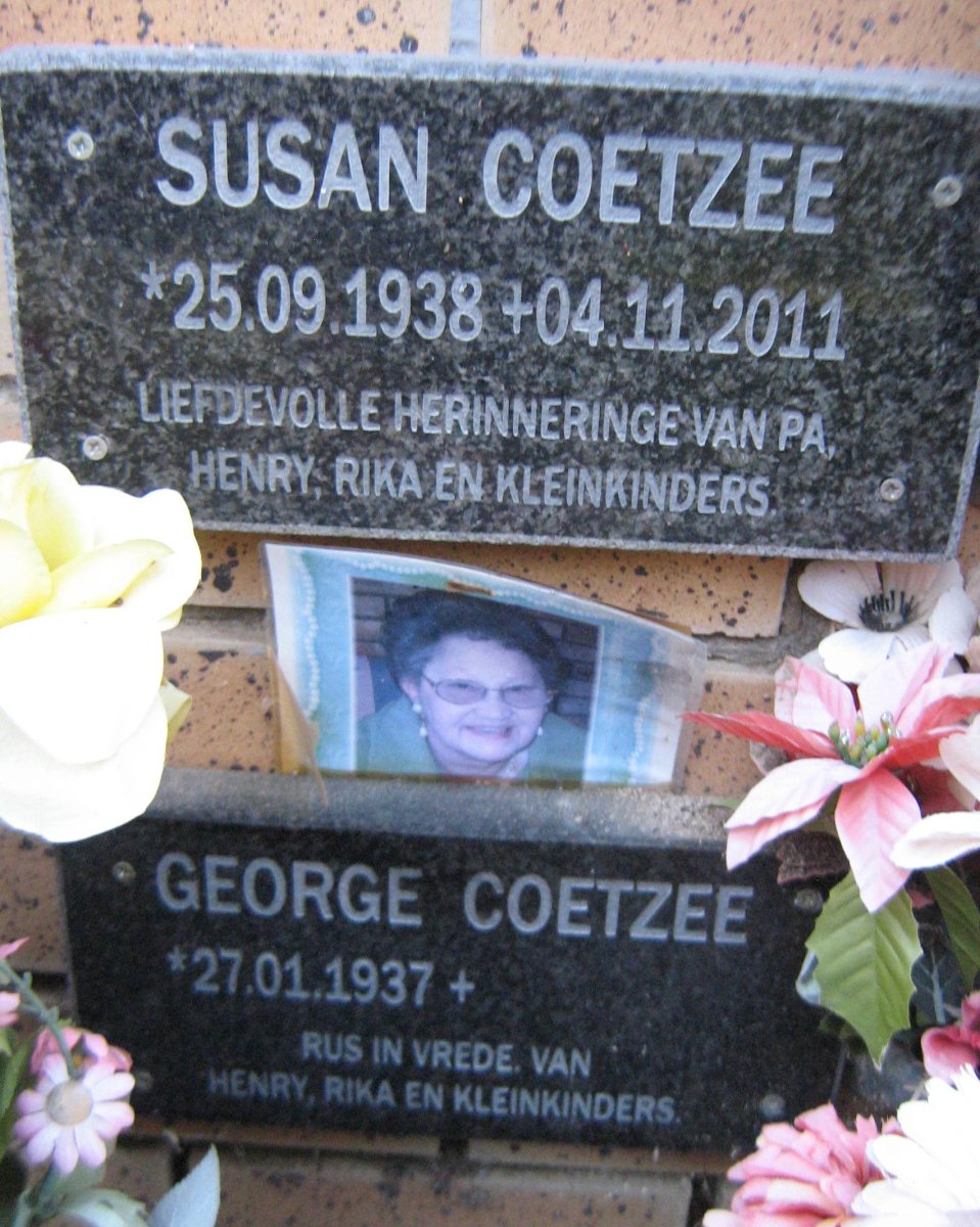 COETZEE George 1937- &amp; Susan 1938-2011