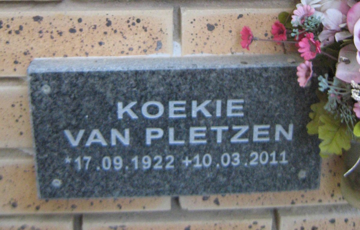 PLETZEN Koekie, van 1922-2011