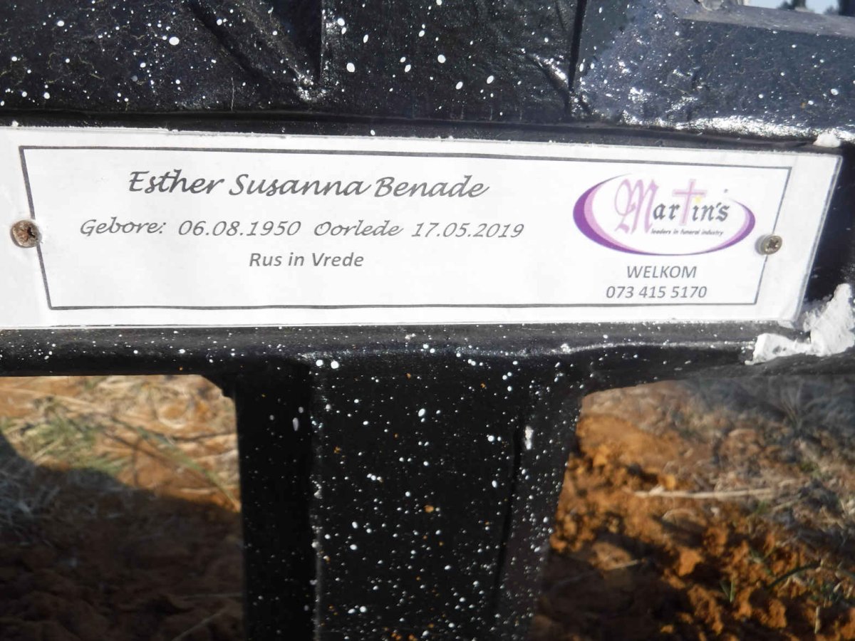 BENADE Esther Susanna 1950-2019