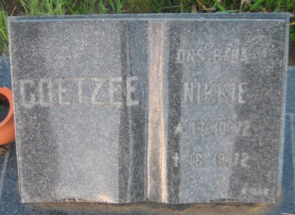 COETZEE Nikkie 1972-1972