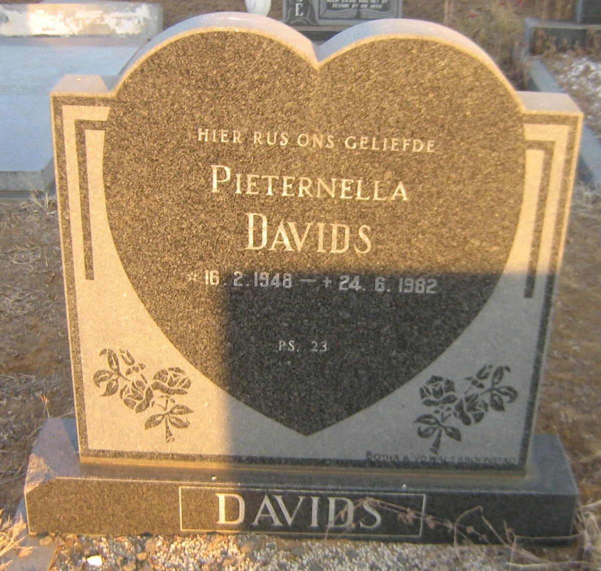 DAVIDS Pieternella 1948-1982