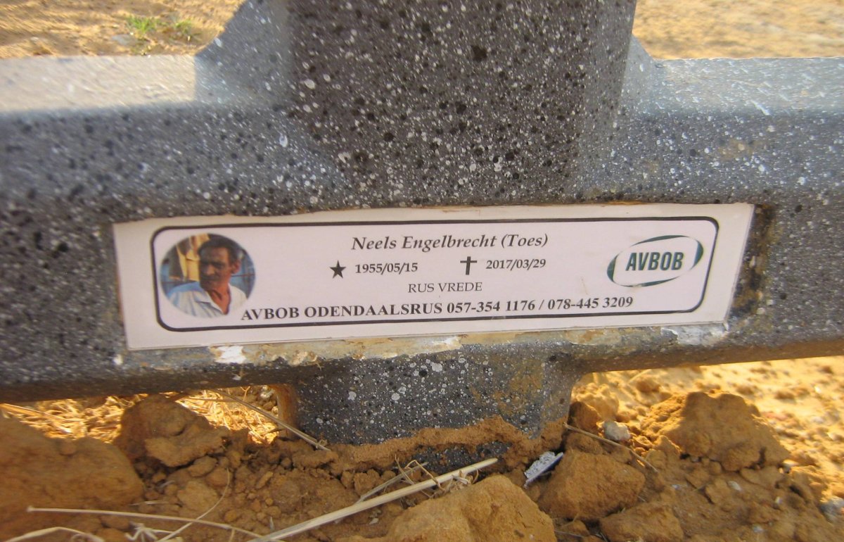 ENGELBRECHT Neels 1955-2017