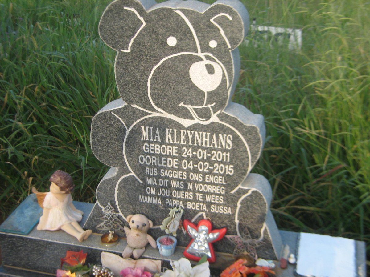 KLEYNHANS Mia 2011-2015