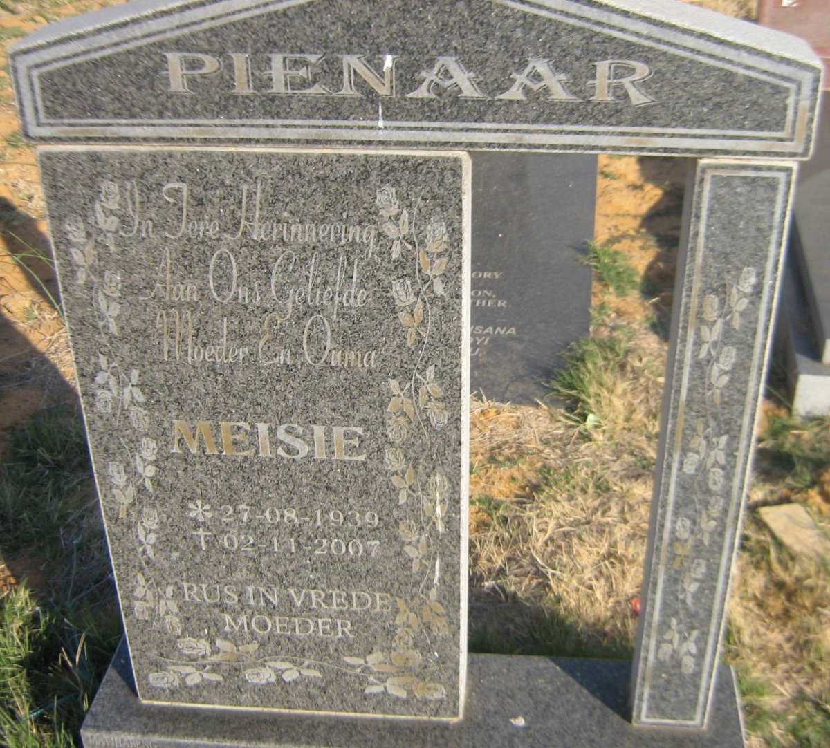 PIENAAR Meisie 1939-2007