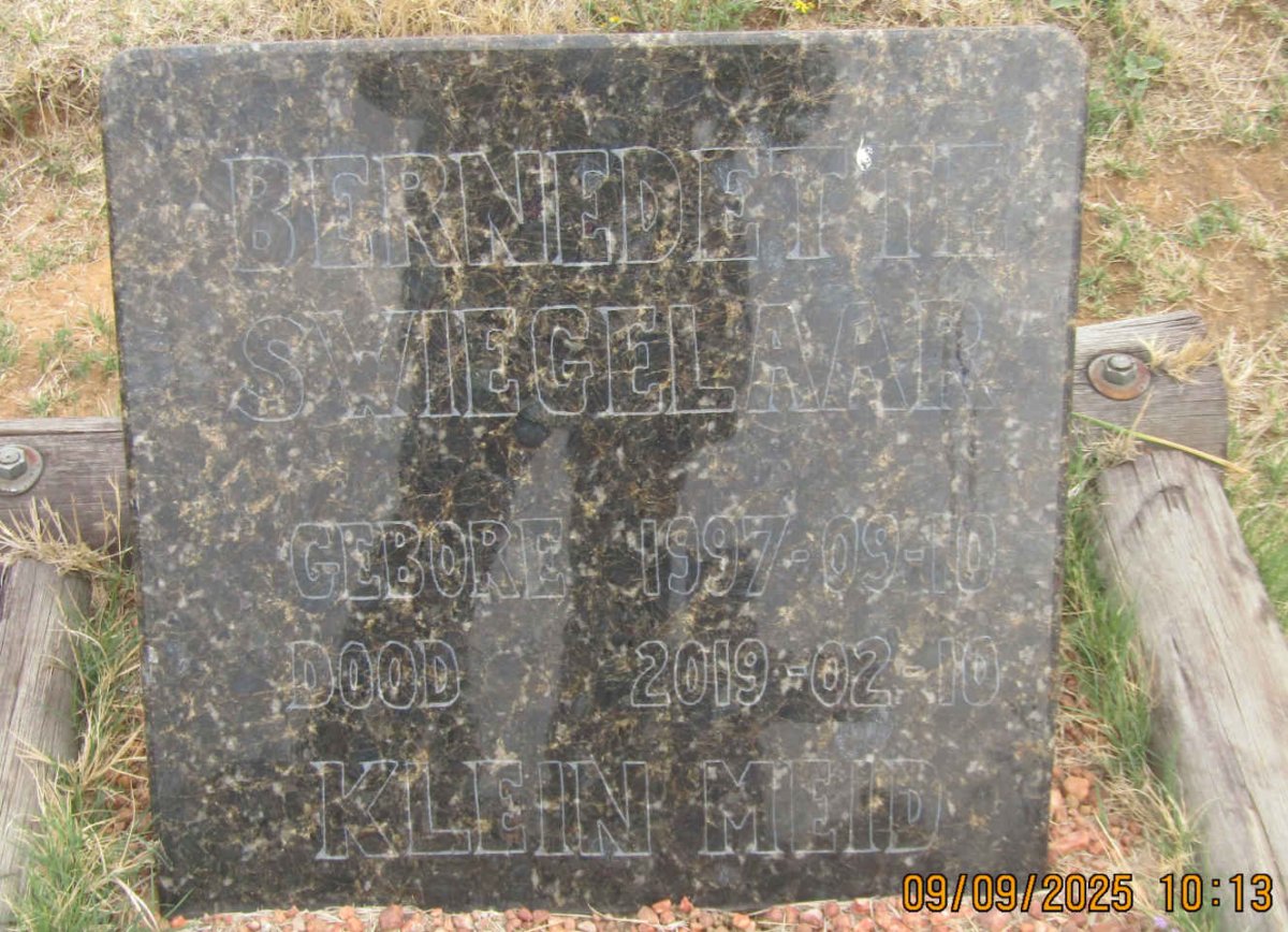 SWIEGELAAR Bernedette 1997-2019