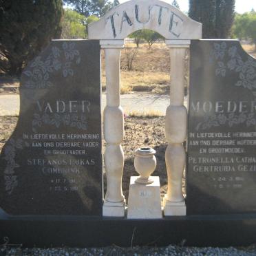 TAUTE Stefanus Lukas Combrink 1911-1981 &amp; Petronella Catharina Gertruida Gezina 1916-1981